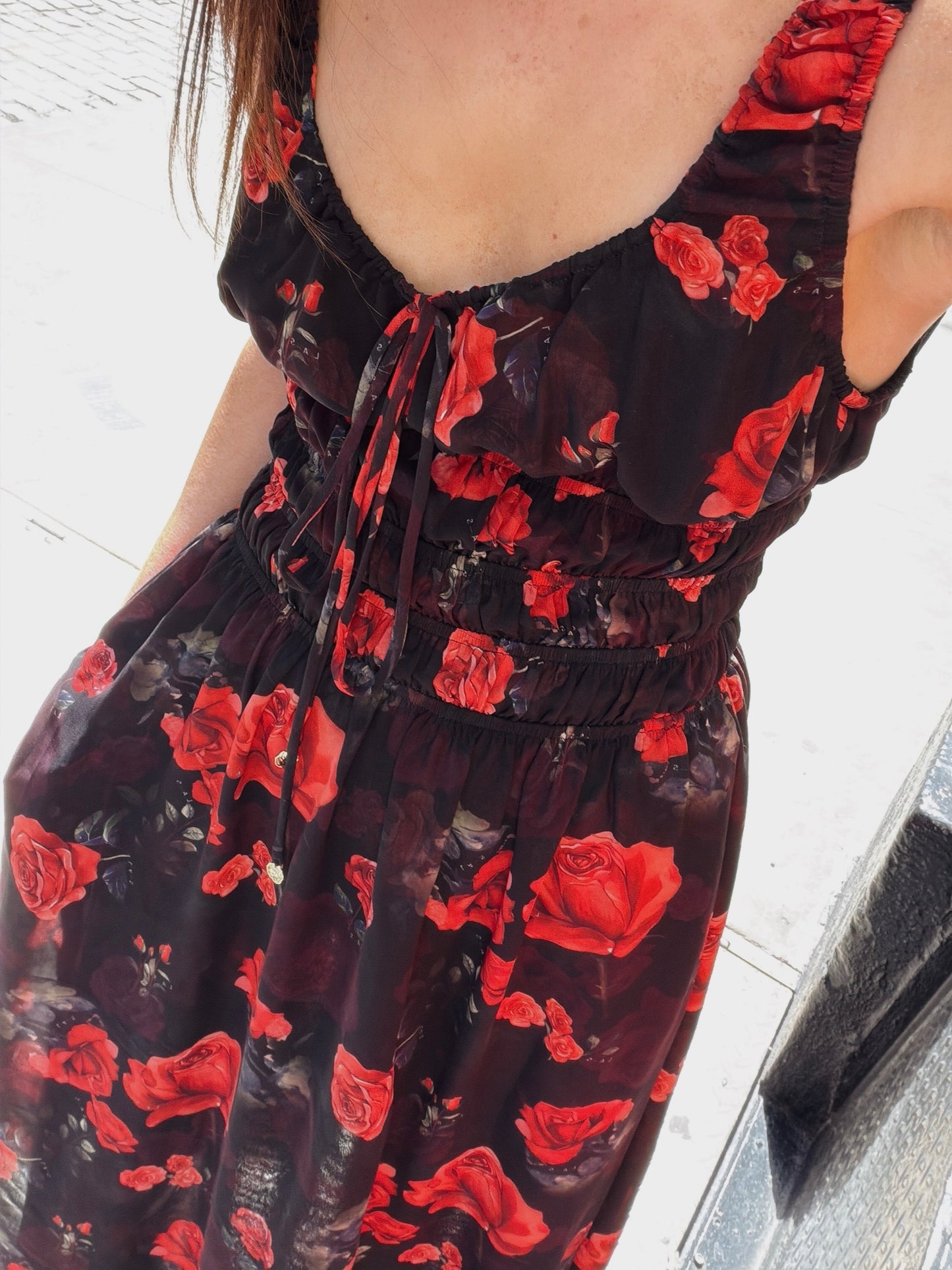 'I HEART NYC' ROSE PRINT SHIRRED BODICE MIDI DRESS BLACK MULTI