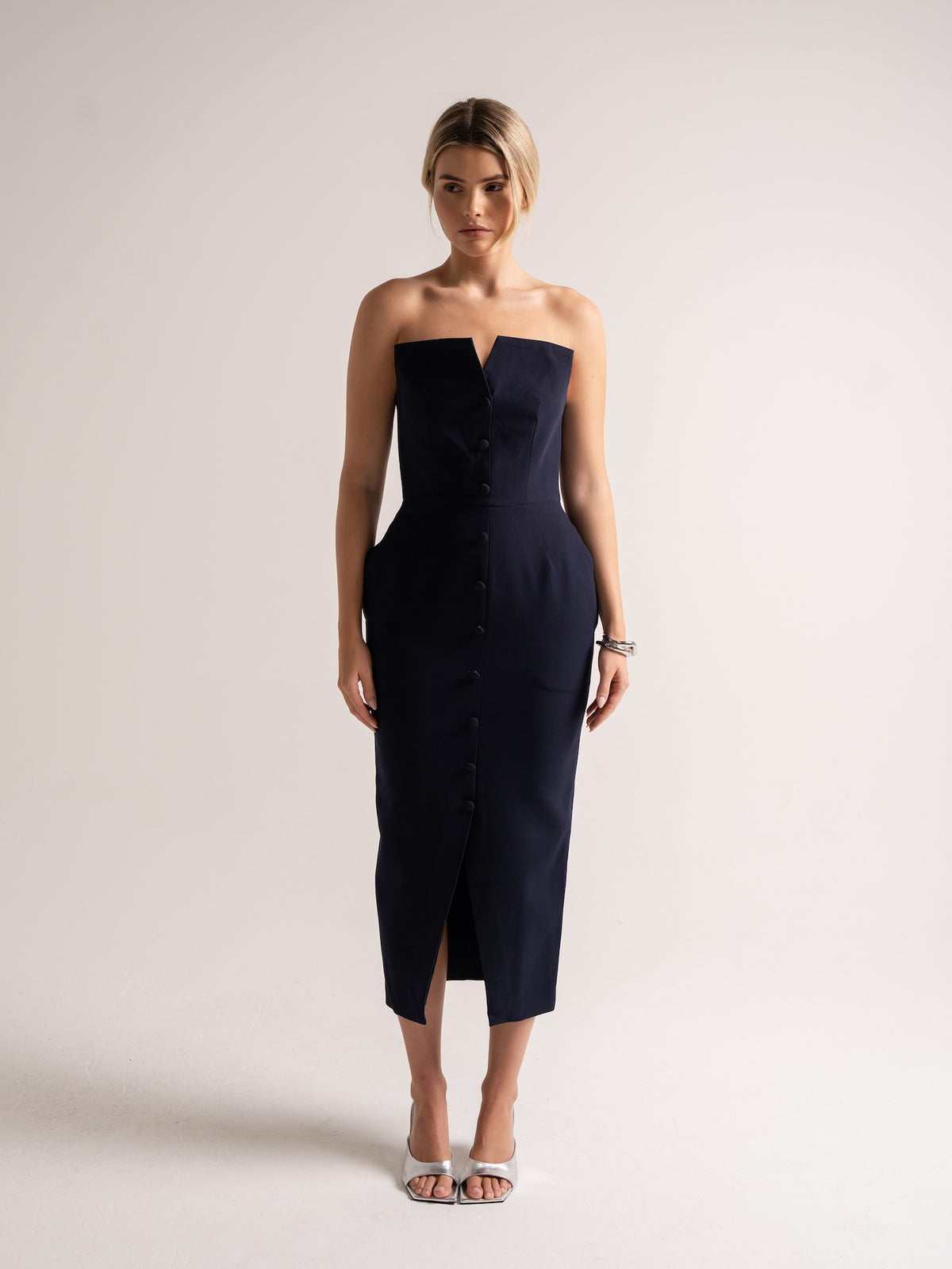 'MARILYN' EXAGGERATED SQUARE BANDEAU BUTTON DETAIL MIDI DRESS NAVY