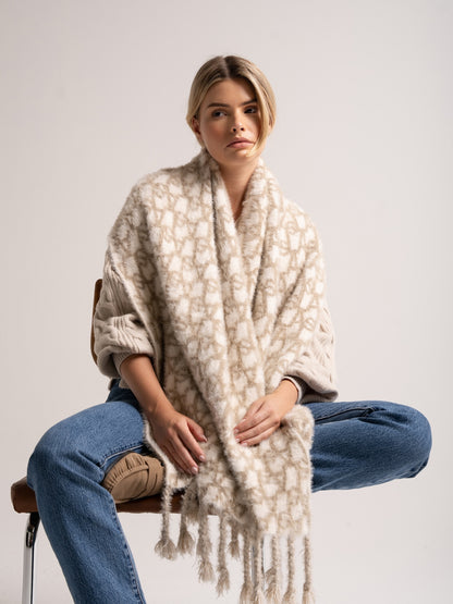 'SO LORNA' L.A-S JACQUARD KNITTED SCARF CREAM