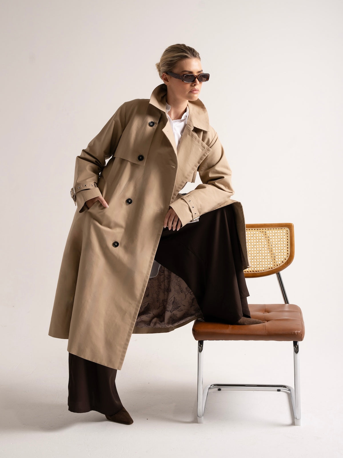 'VERSAILLES' SIGNATURE TRENCH COAT CAMEL