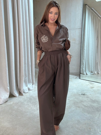 BARREL LEG TAILORED TROUSERS BROWN