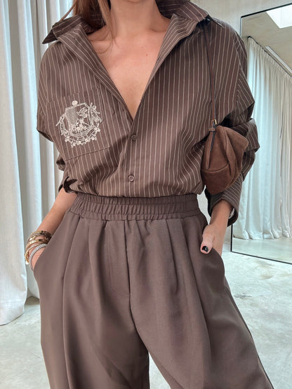 BARREL LEG TAILORED TROUSERS BROWN