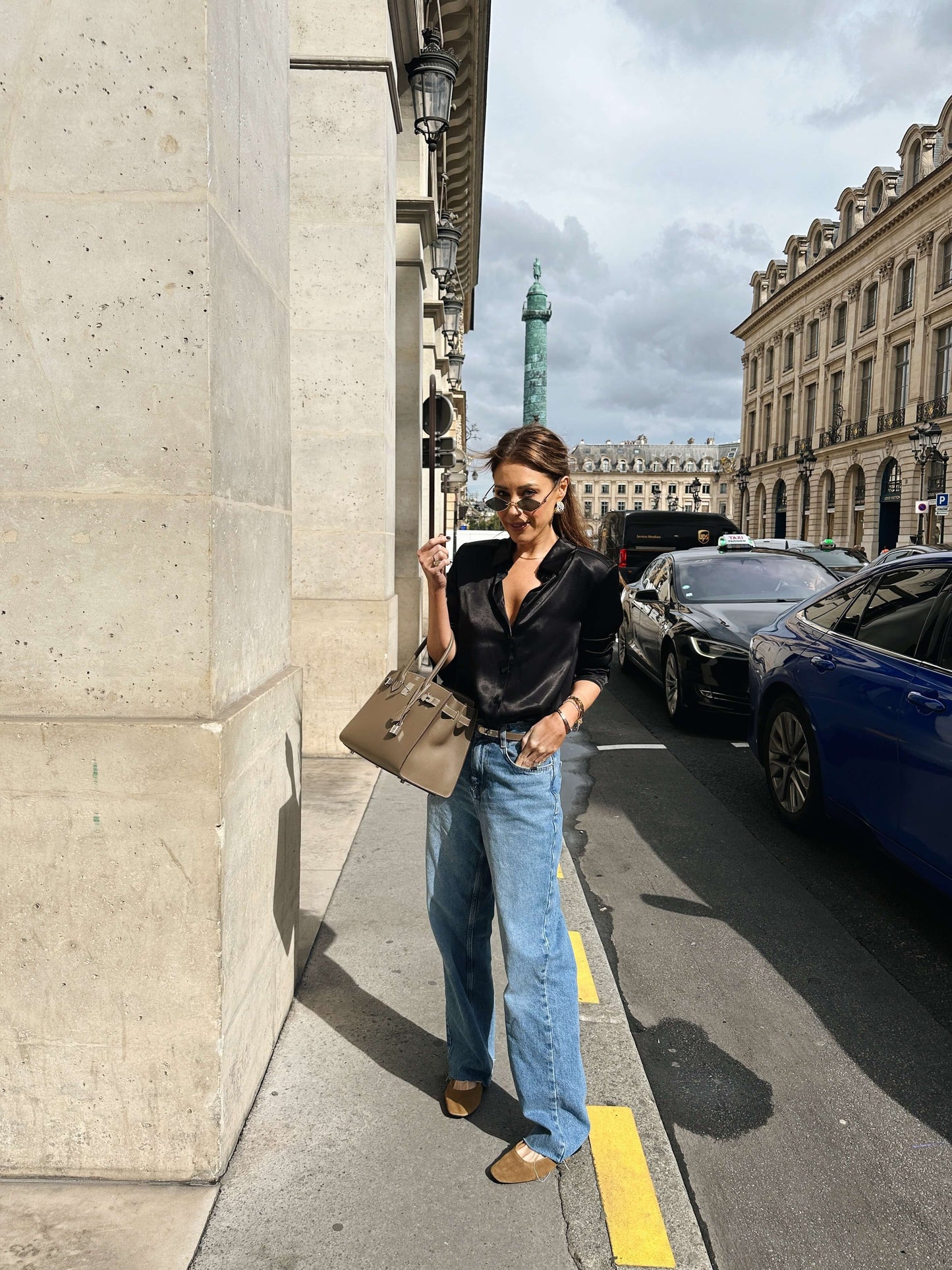 ‘LADY’ PERFECT FIT FLUID BLOUSE BLACK