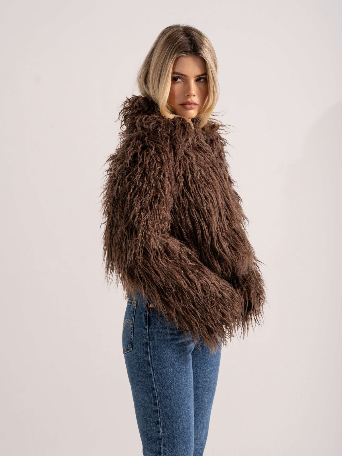 'XOXO' FAUX FUR CROPPED JACKET BROWN