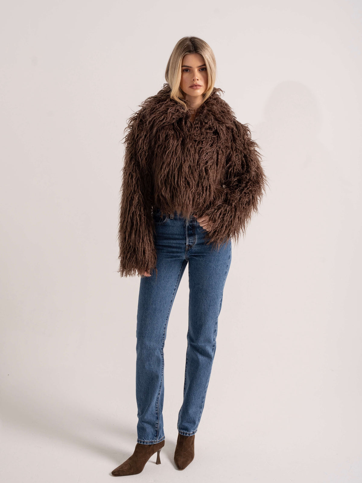'XOXO' FAUX FUR CROPPED JACKET BROWN