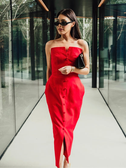 'MARILYN' EXAGGERATED SQUARE BANDEAU BUTTON DETAIL MIDI DRESS RED