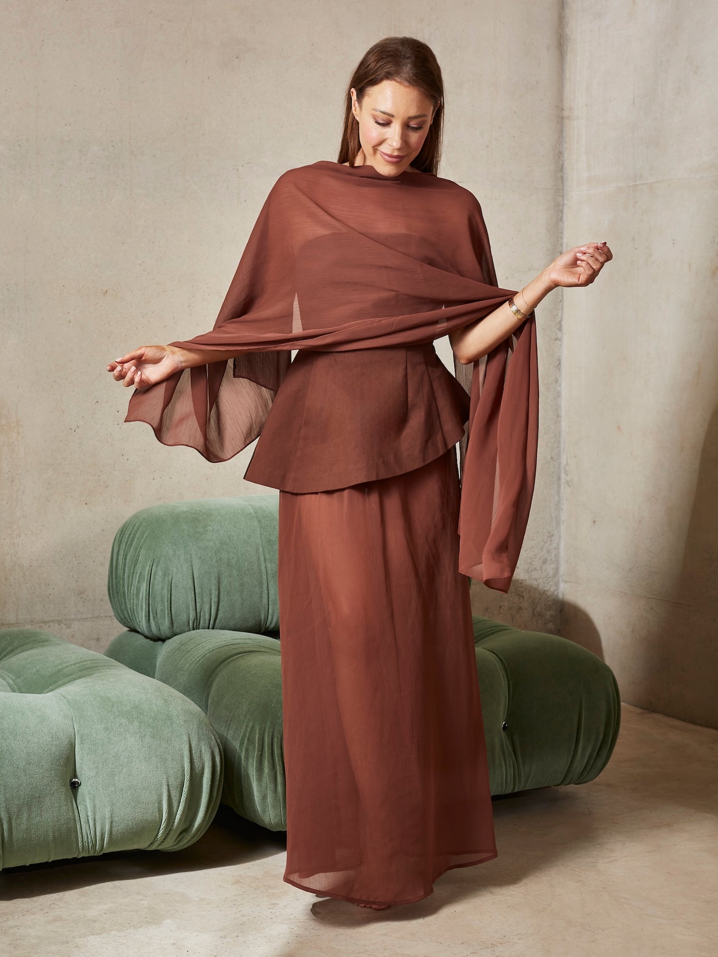 'VALENTINA' STRUCTURED BANDEAU ASYMMETRIC HEM TOP BROWN