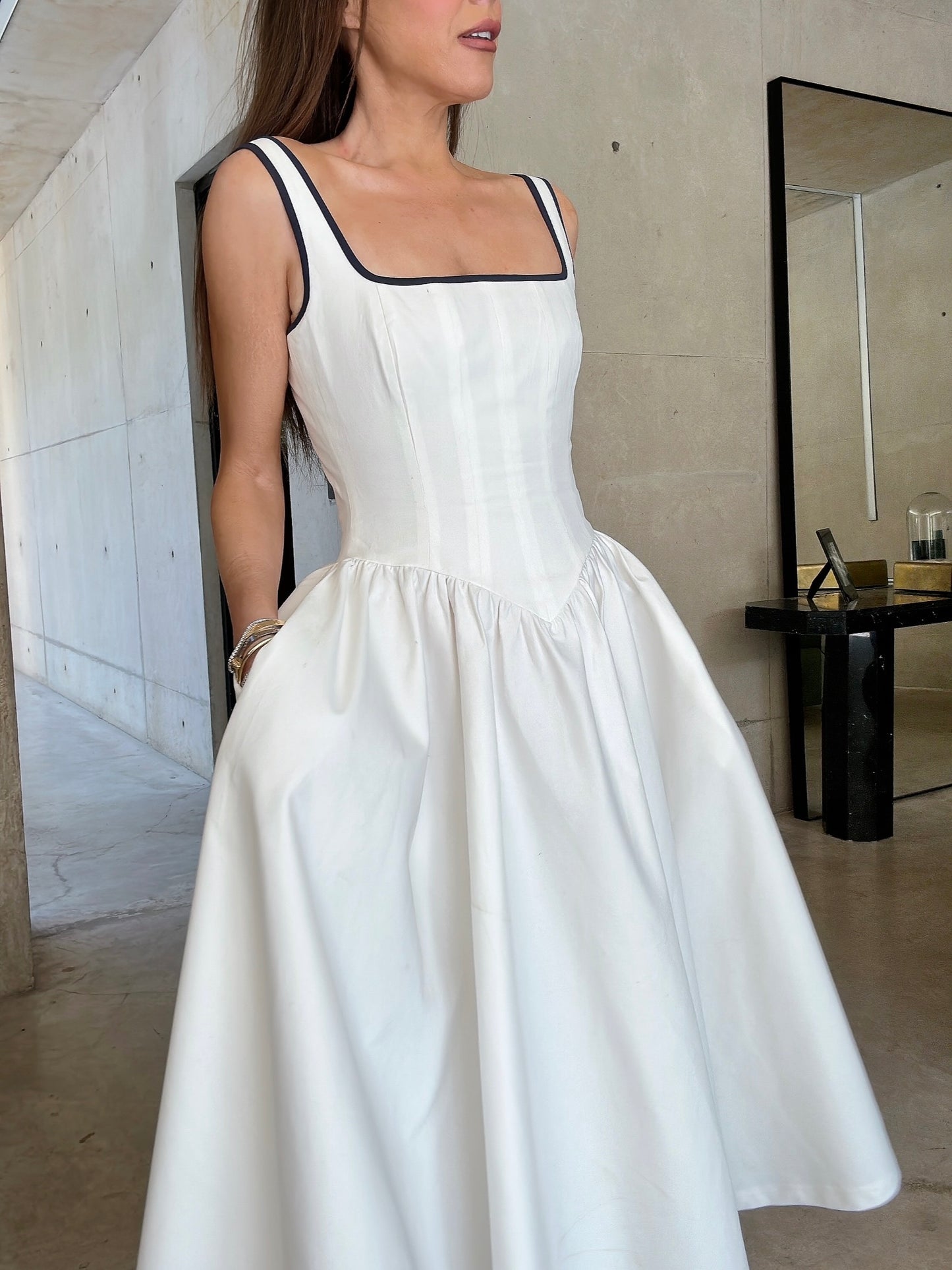 'CHLOE' CORSETED SQUARE NECK MIDI DRESS WHITE