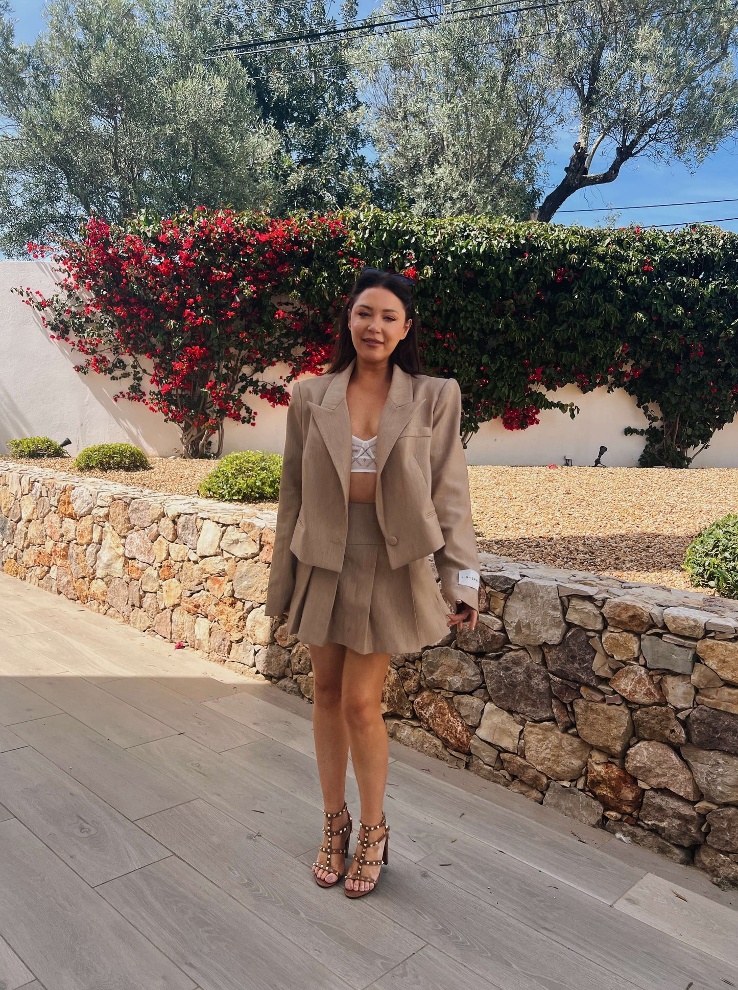 'HAILEY' HIGH WAIST PLEATED SKORT CAMEL